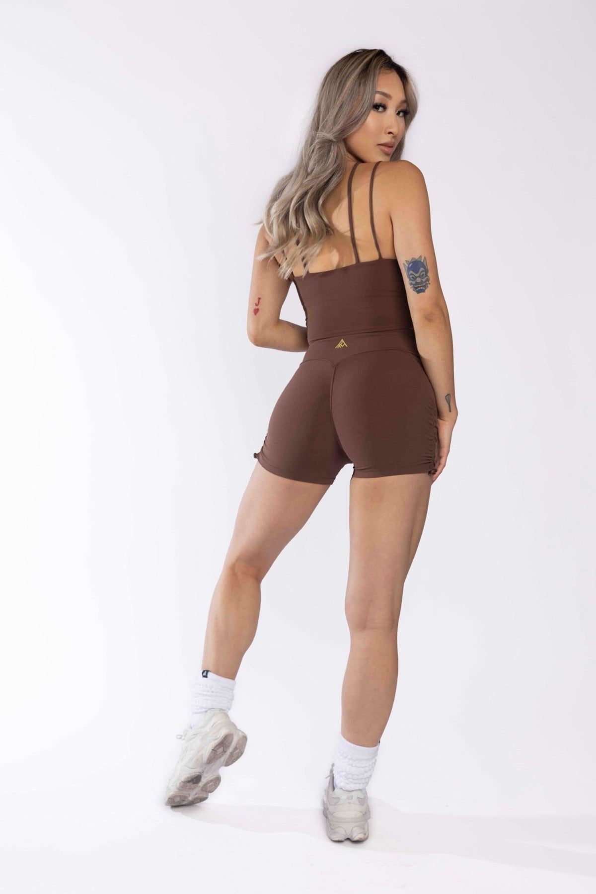 Bunch A Scrunch Shorts Brown - FPFit